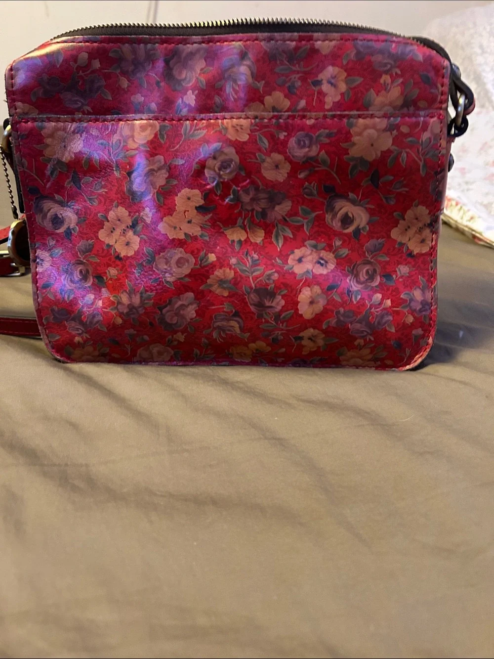 Patricia Nash Floral Crossbody Bag in Red - Picture 1 of 8